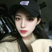 女生头像 照镜子再也改变不了的