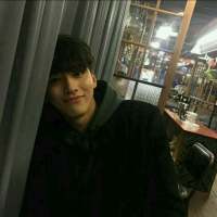 “一个女孩所能发的最大的脾气就是如同哑巴... 这样的决定或许有点感