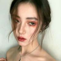 女孩子啊 就算变成老太婆也还是喜欢甜言... 当记忆涌上年代已久的