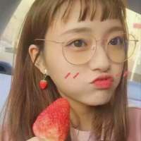 『沫?熙』闺蜜头像彼岸花，花开无叶，叶... 你怕黑怕冷怕孤单 我