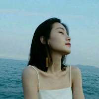 别人看我是荒漠，我看