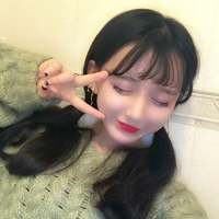 喜欢你的微笑和调皮的嘴角 想到你就会笑 你说这