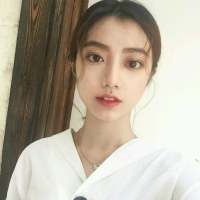 我与世界只差一个你 你不再是我的谁，我也