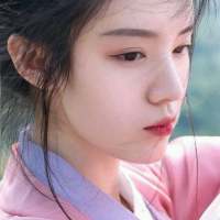 相册女头（超爱）? 是否紧闭上眼，才会无