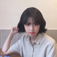 和我在一起 以成为你的女朋友为目
