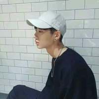 “喜欢一个人  是一万次心跳呼吸 也是... 我不是看不起你，而是