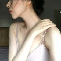 有很多人但是只有我是一个人 是要错过多少余生才能