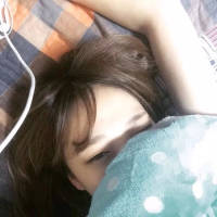 我不需要女友 给我不停提要求 我超级爱自由... 思念不需结果，它只证