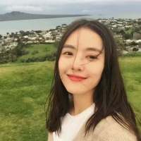 “喜欢是放肆 但爱是克制” 我们疯狂的那年 已经