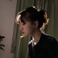 散场是难免的 尽兴而归就够了 你的名字一竖一横一撇
