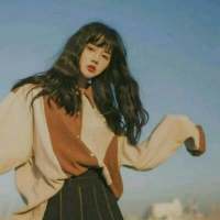 女头 There are