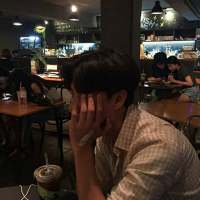 未来的路能不能一直陪着我 每个人都是孤岛，但是