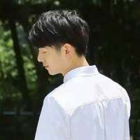 Don't sleep too late. Don't love too muc... 你以后的生活一定会比