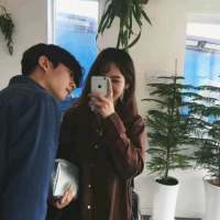 待我长发及腰，浪迹天涯可好？不求江山多... 当自己最爱的人和最爱