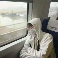 “我用年轻 来原谅这个除了无知 懒散和叛... 朋友，我只在乎质量，