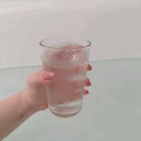 你是我的可遇不可求，可遇不可留，可遇不可... 吻着你的唇 告诉全世