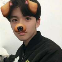 不做玫瑰要做你心上野草一点点湿意便肆意... 一个人要多贱，才会够