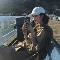 只要是我期待的 我想要的 我都愿意再等一等 我害怕重蹈覆辙 却又