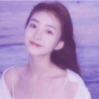 多想留在你的身边. 心里很孤独，但是不想