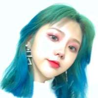 女孩子啊 就算变成老太婆也还是喜欢甜言... 当记忆涌上年代已久的