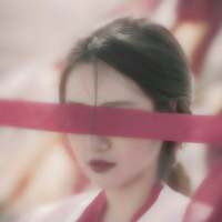 希望你以后所有的拥抱都不会跟离别扯上关... 无奈是什么？无奈是：