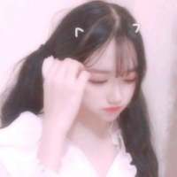 把你变成草莓软糖 一大口吃掉 就算心痛也无法挽留，