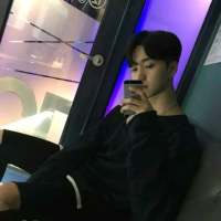 其实挺想你 只是你很好 我不想打扰 我能遇见你，也能送走