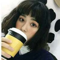“洗了个稍久点的热水澡 头发吹了半干 拆... 从来没有什么感同身受