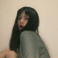 抱紧你的我比国王富有 别在灯红酒绿中谈着感