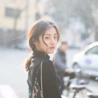 夜里总是很安静爱也总是死在夜里 请别以为你的每一句对
