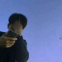 男生头像 什么是丧，抬起眼望