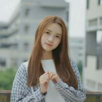 山远始为容 我听闻青春十言九妄但