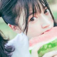 “除了两情相悦，其余的喜欢都很心酸。” 我爱你藏在心里变成秘