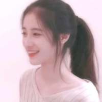 把你变成草莓软糖 一大口吃掉 就算心痛也无法挽留，