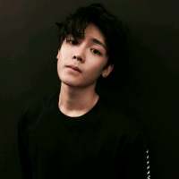 心之所往不过是痴心妄想侯明昊 偶尔期待，从不指望。