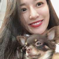 现在的女孩子都是 亲人面前小清新 外人面... 终于放过你也放过自己