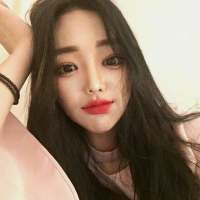 洛你们可睡得还香? 从前看她抽烟我会假装