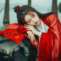 古风图 是呀！她装的楚楚可怜
