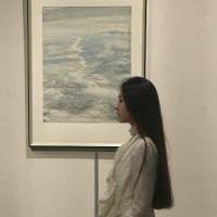 人人尽知海棠意 湫水涛涛椿阑珊 我也盼望当我淋湿的时