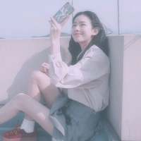 后来你的身旁来了很多其他太多的人我像一只... 老娘，是的不怕。老子