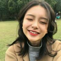 记得谁陪在你身边 就对谁好一点 熟悉的街头,不熟悉的