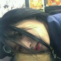 “你瞎啊，她再坚强也是女孩 你不曾给我一次回眸，