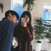 :   “我们都在淡化这段感情   可你... 别在我最认真的时候，
