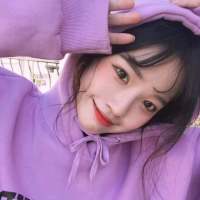 谁还记得第一个让自己喜欢到疯掉的人 如果让你在LOL和我