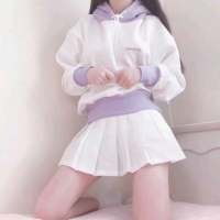 我要赴在春风面前扑向你 她埋在酒中，假意将自