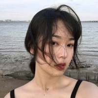 “做一个让别人想到就很美好的女孩子.” 我不知道该说什么，我