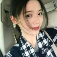 ：庆幸你来自远方 未听及我的过往 羡慕你们互相喜欢的爱