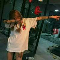 ：       我很感谢那些一直陪伴... 我想失望透顶的感觉就
