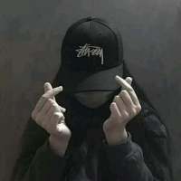 没有一个人能对另外一