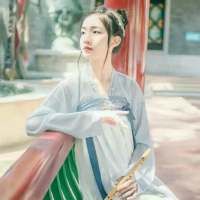 过情关谁敢闯，望明月心悲凉，千古恨轮回尝... 我们就这样维持不咸不